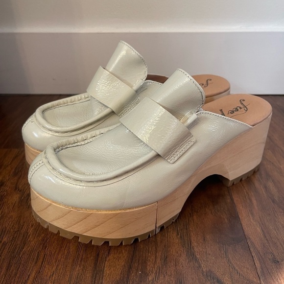 NWOB Free People Corbin Loafer Leather Clog Heel Size 8 - Picture 2 of 7
